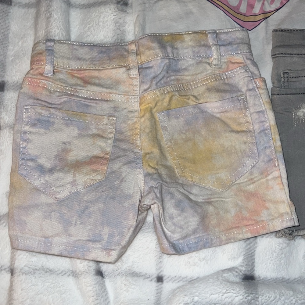 Carters - Picture 4 of 9